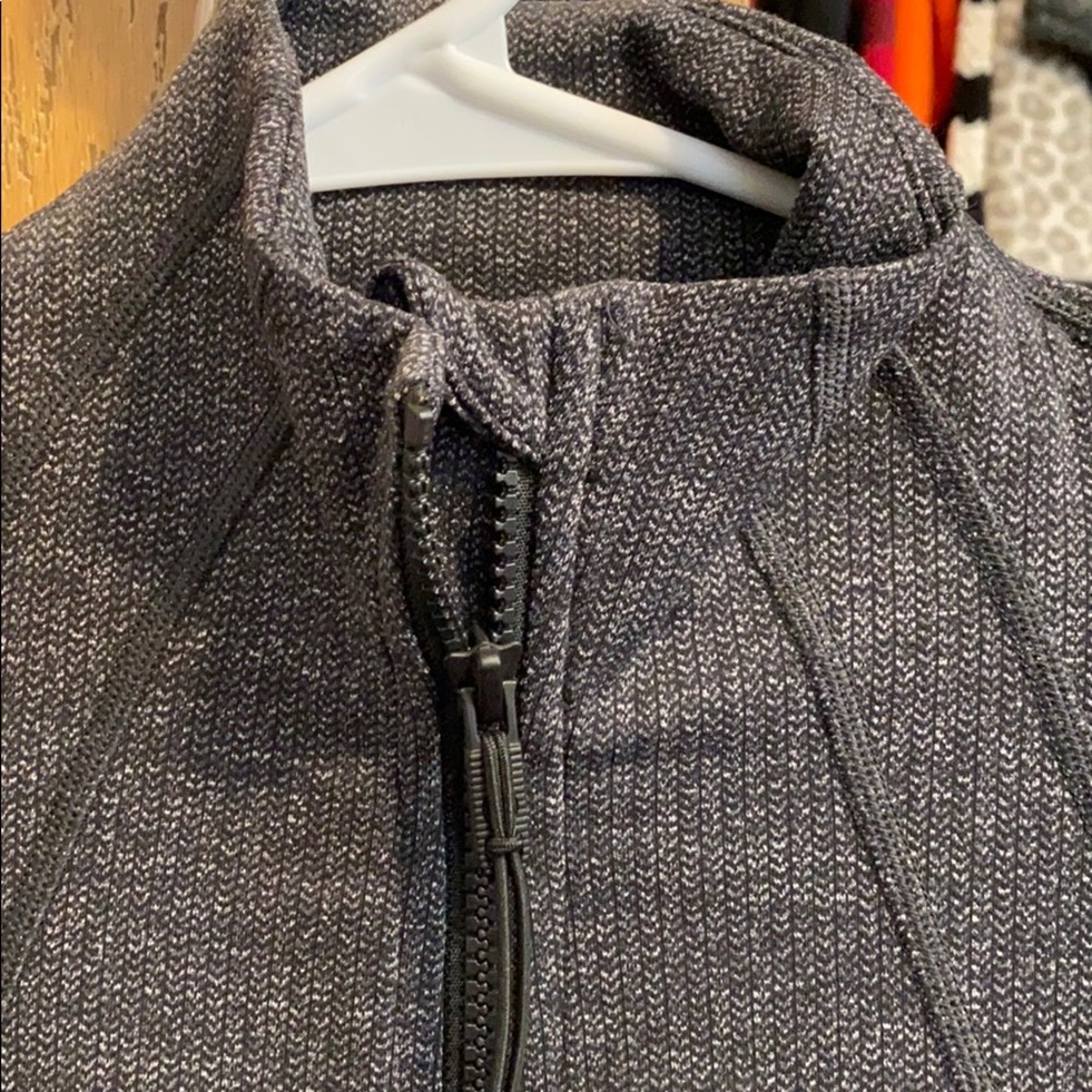 full-zip - Picture 2 of 4